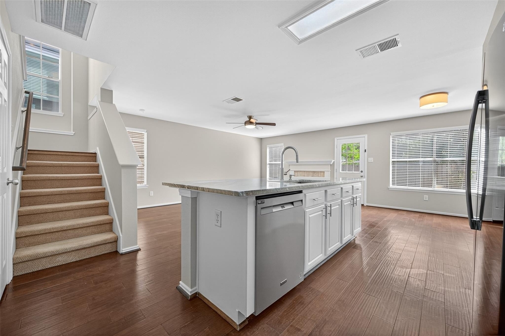 54 Marble Rock Place - Photo 8