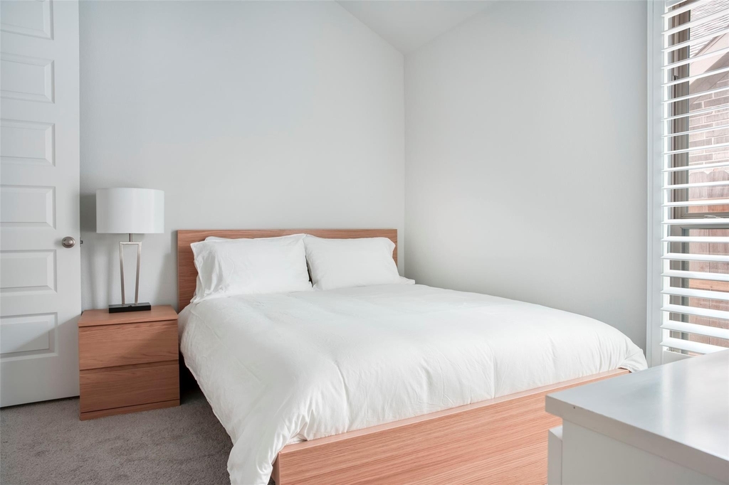 30142 Gold Finch Place - Photo 22