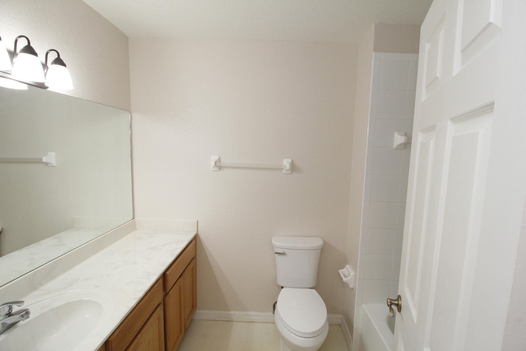 105 Turpial Way - Photo 1