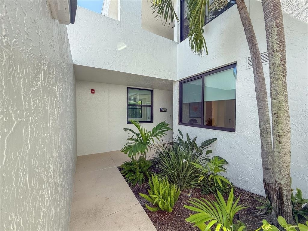 806 Bayport Way - Photo 2