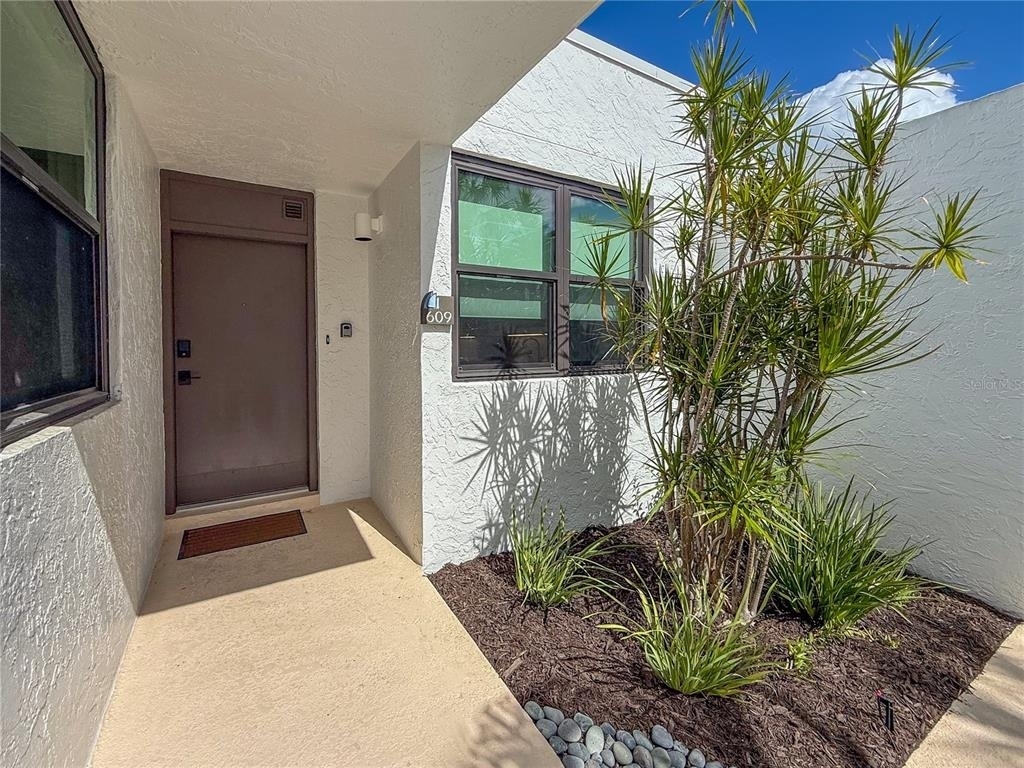 609 Bayport Way - Photo 3