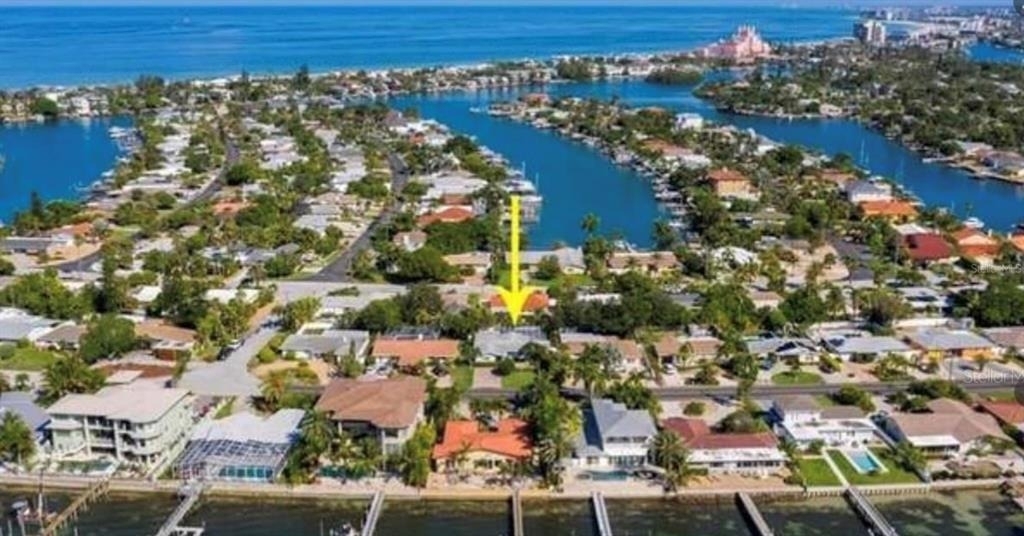 2460 E Vina Del Mar Boulevard - Photo 0