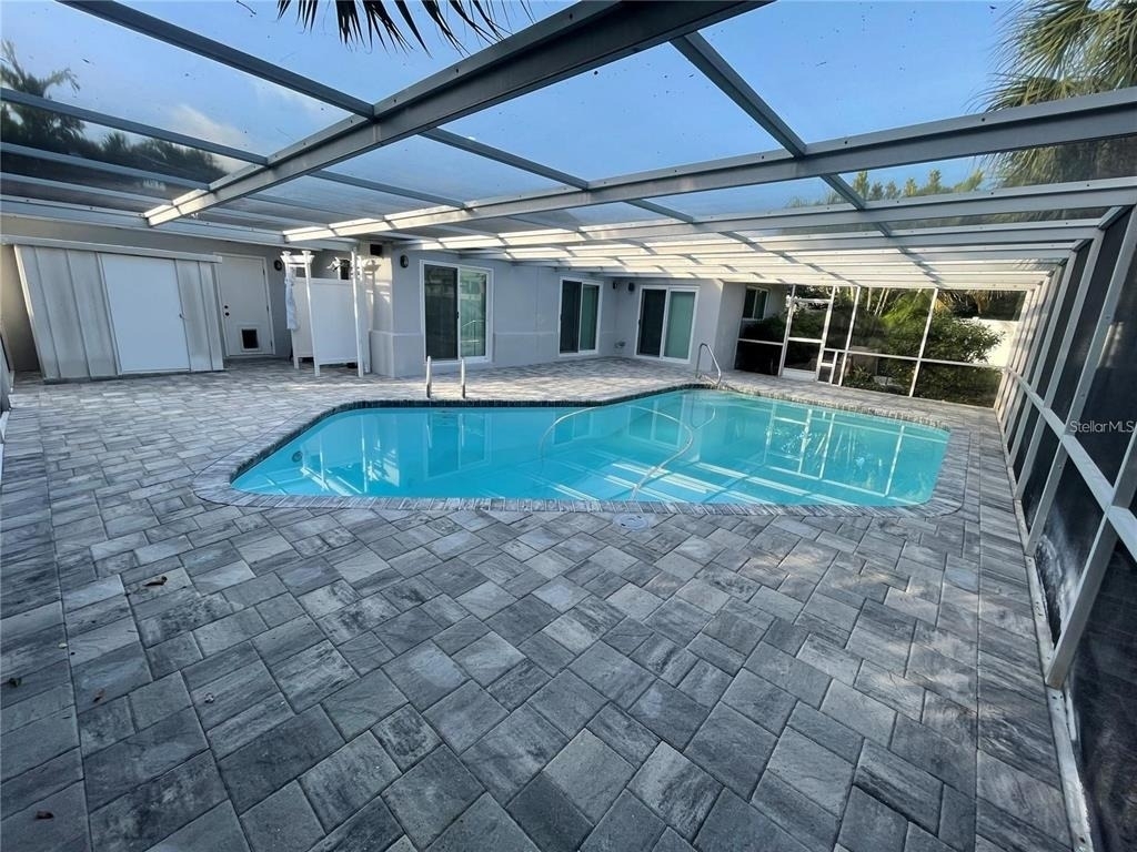 2460 E Vina Del Mar Boulevard - Photo 1