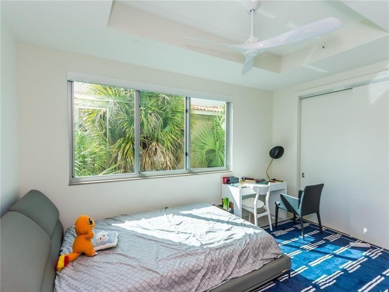 240 Shore Court - Photo 19