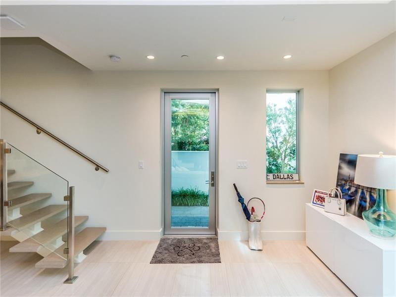 240 Shore Court - Photo 6