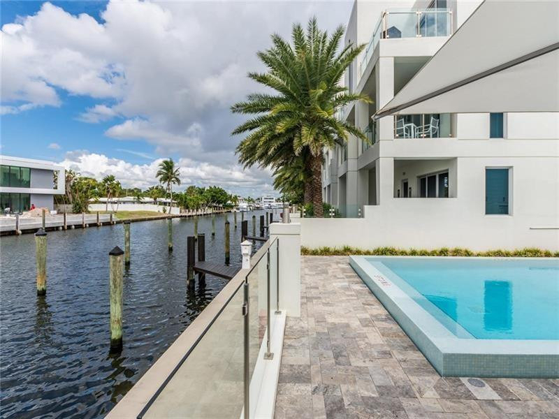 240 Shore Court - Photo 38