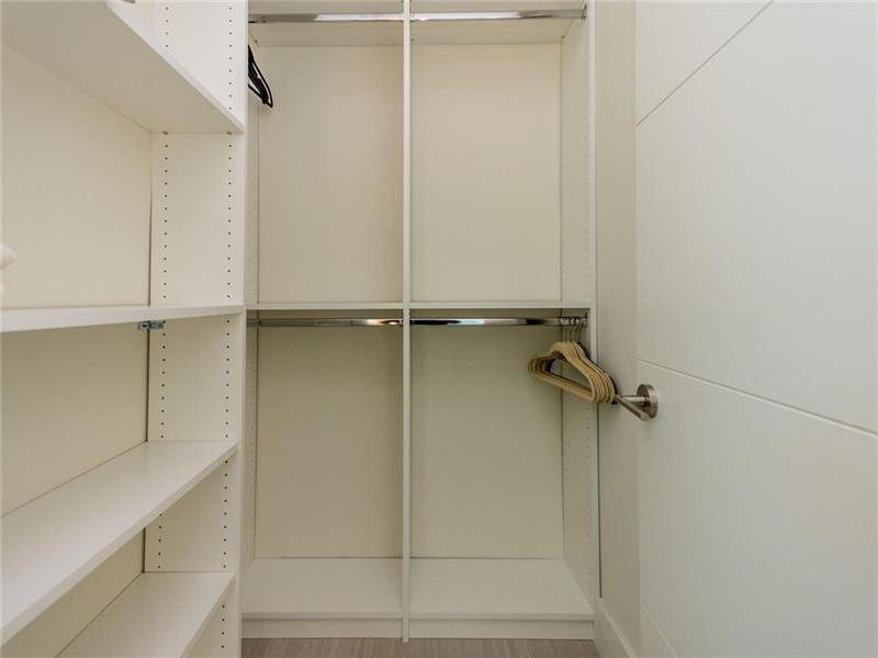 240 Shore Court - Photo 15