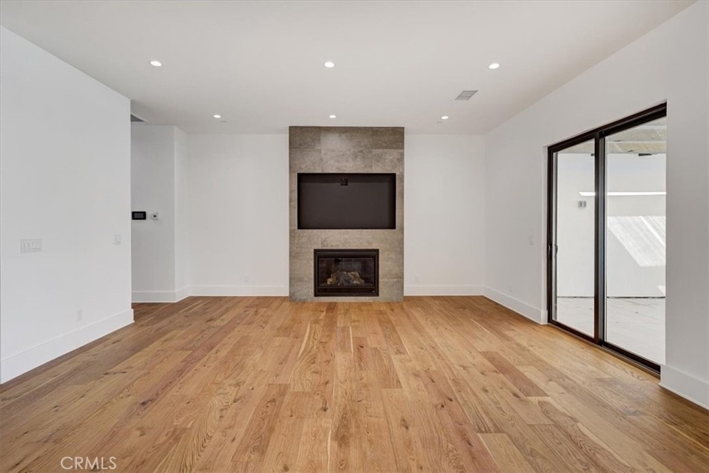 5520 Woodlake Avenue - Photo 4