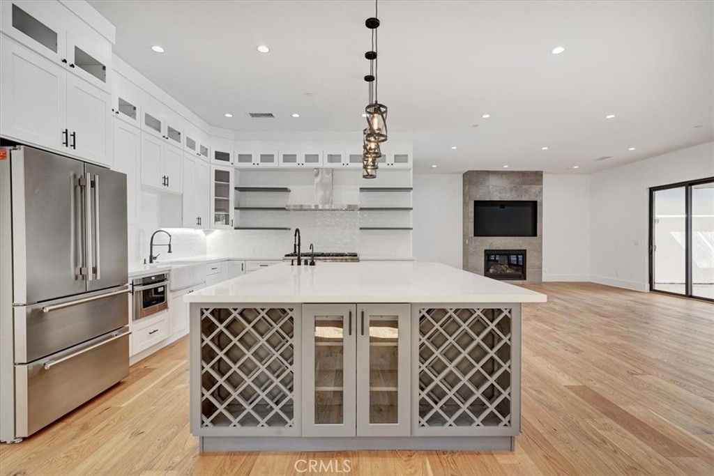 5520 Woodlake Avenue - Photo 10