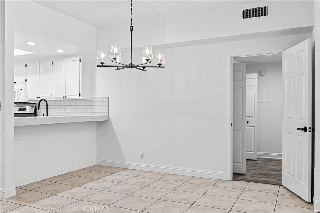 1630 S Bentley Avenue - Photo 5