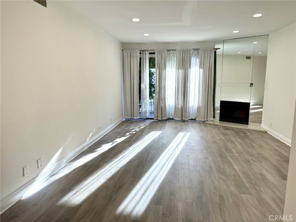 1630 S Bentley Avenue - Photo 18