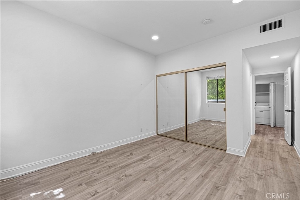 1630 S Bentley Avenue - Photo 11
