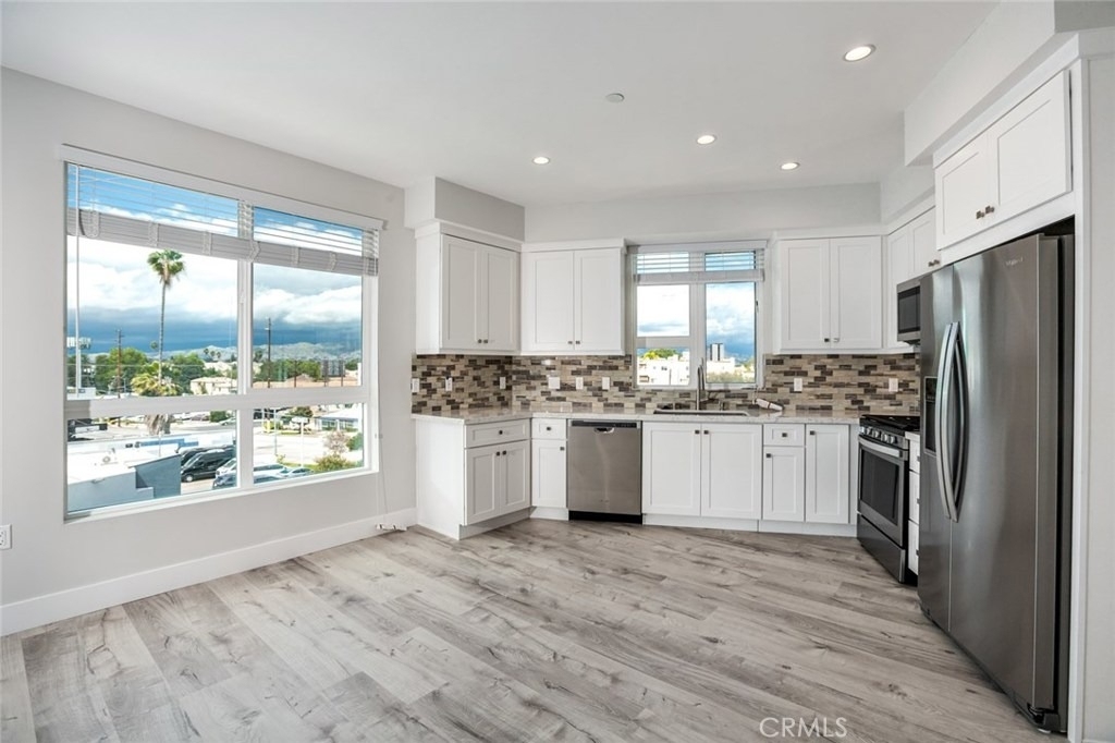 10718 Acama Street - Photo 5