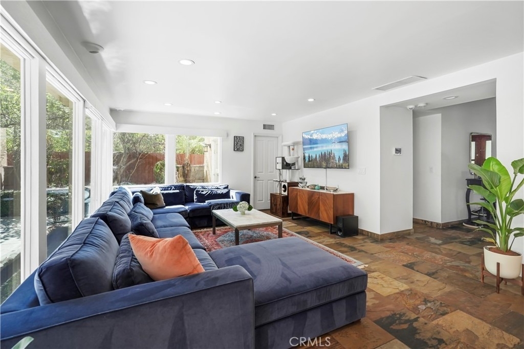 2355 Stormcroft - Photo 1