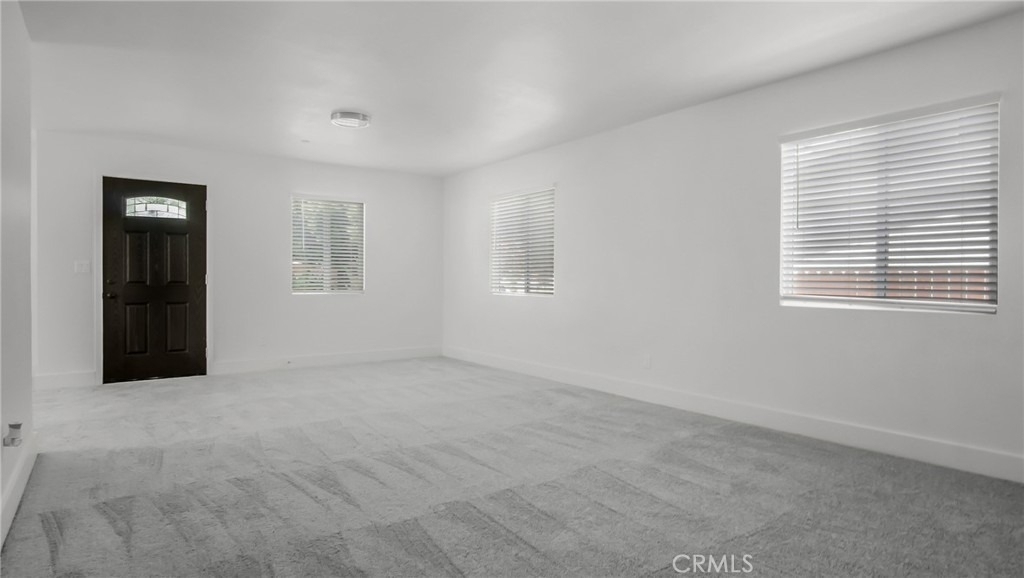 330 E 101st St - Photo 7