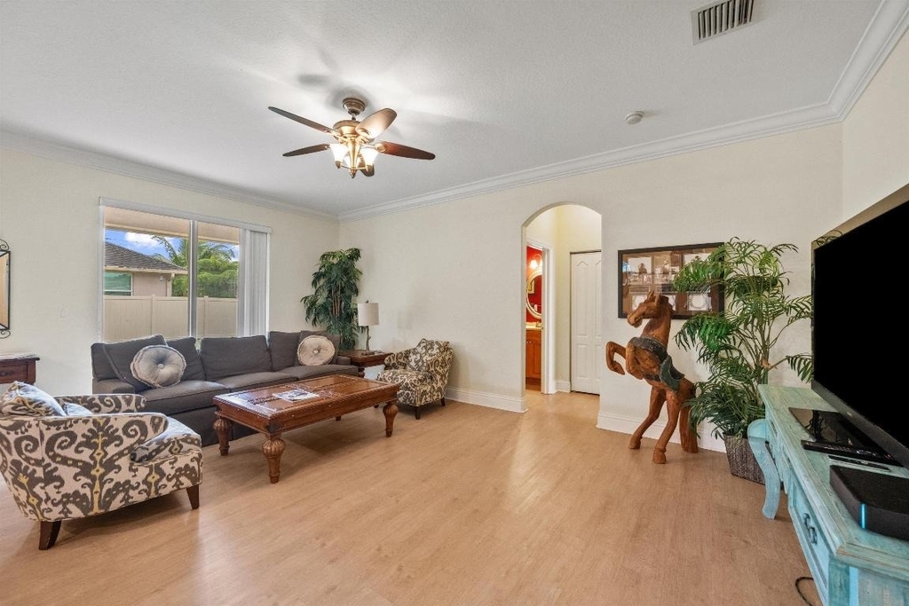 2981 Dovedale Court E - Photo 2