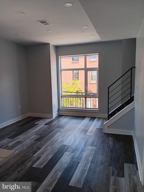 1328 S 6th Street - Photo 2
