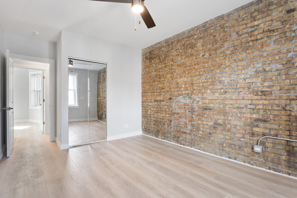 7383 N Damen Avenue - Photo 5