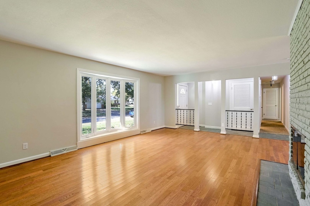 1716 Georgetown Drive - Photo 8