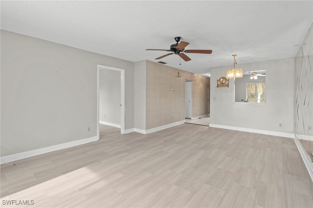6184 Michelle Way - Photo 6