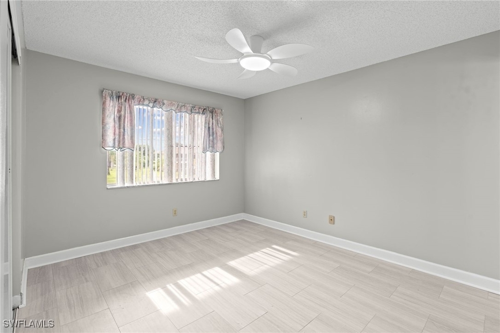 6184 Michelle Way - Photo 8