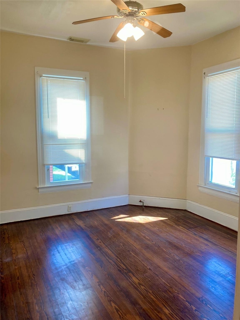 3523 Ave L - Photo 12