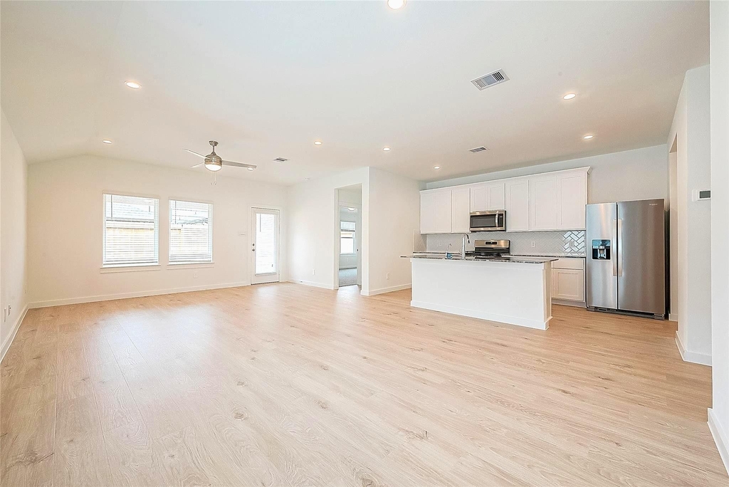 1210 Via Del Corso Lane - Photo 4