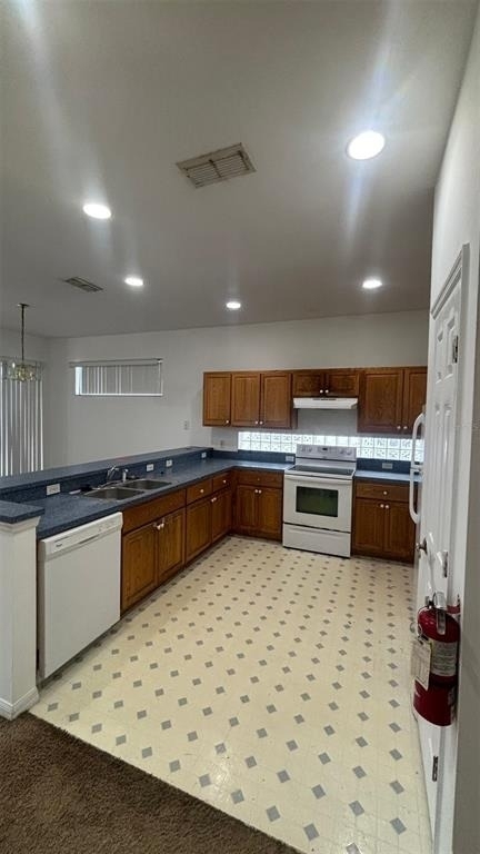 2915 Sunset Lakes Boulevard - Photo 6