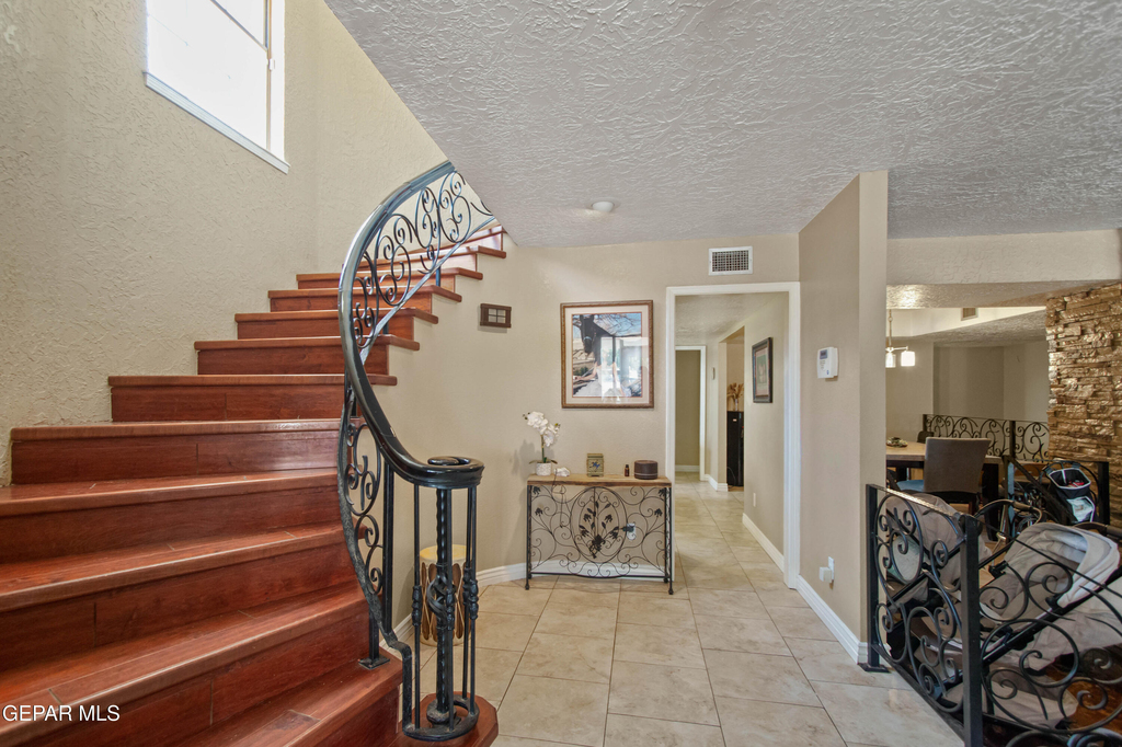 8614 Holmsely Trail - Photo 1