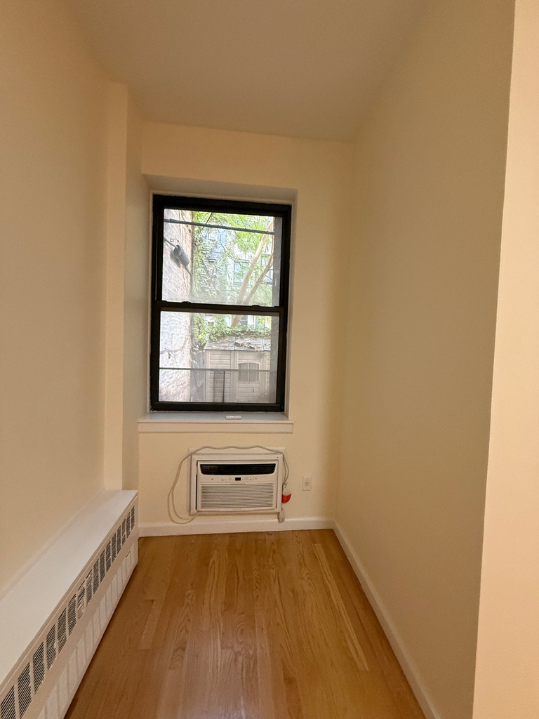 306 East 91st Street - Photo 4