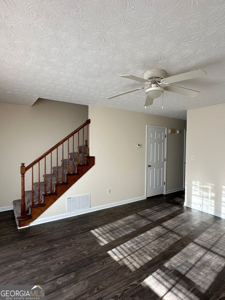 1192 Mars Hill Road - Photo 4