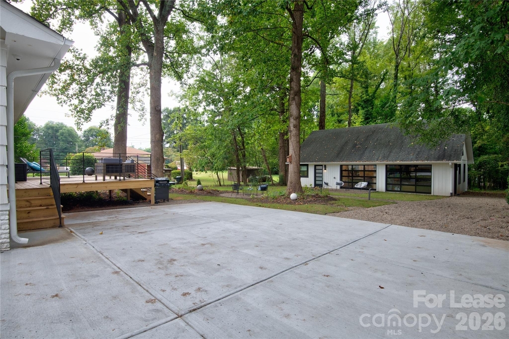 3945 Rockfern Road - Photo 43