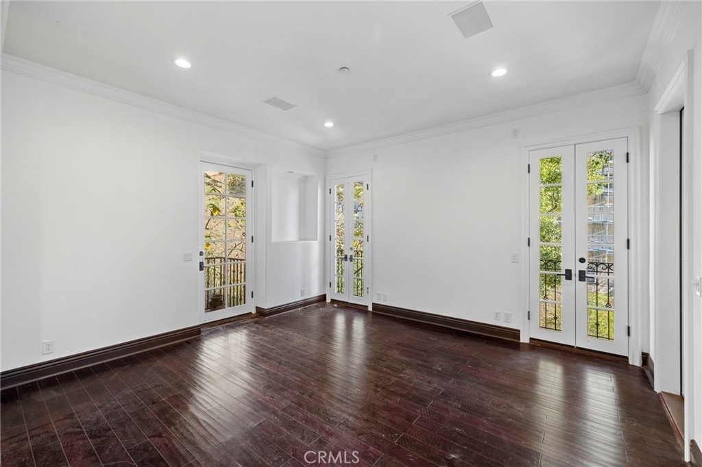 1316 Beverly Grove Place - Photo 32