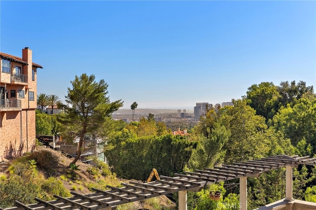 1316 Beverly Grove Place - Photo 44