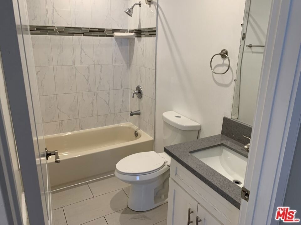 5526 Barton Avenue - Photo 8