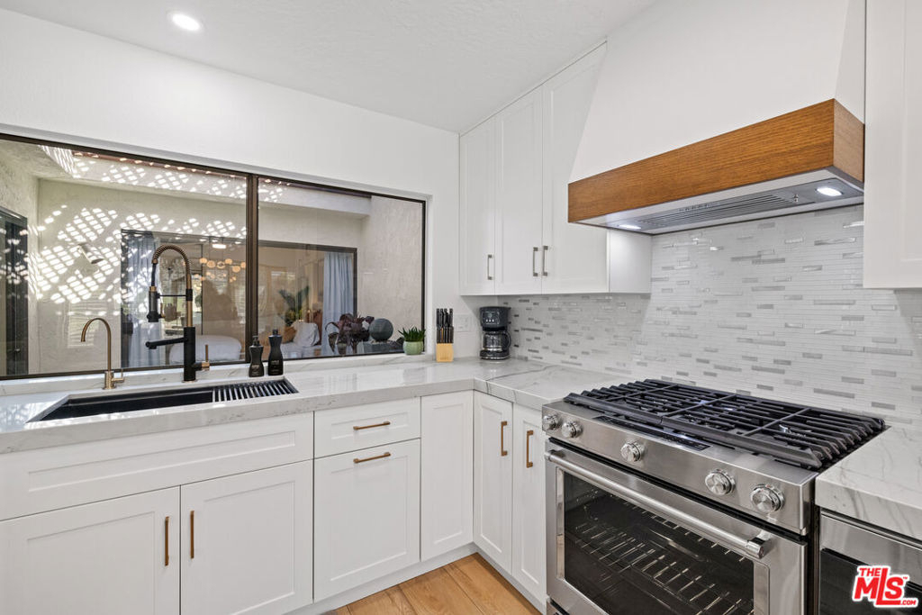 72417 Rolling Knolls Drive - Photo 3