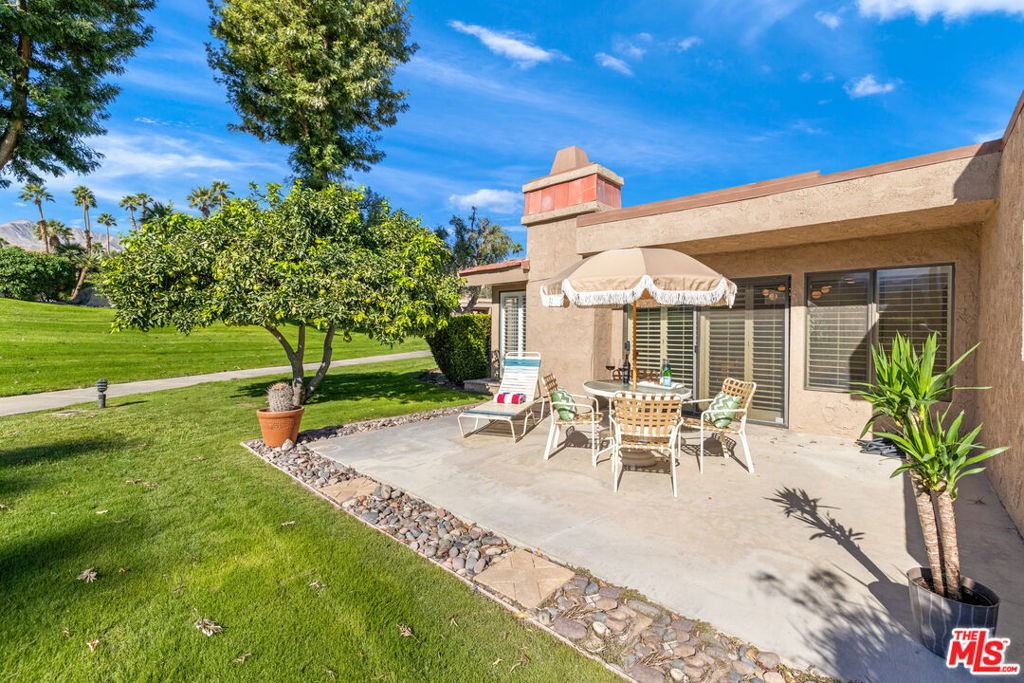 72417 Rolling Knolls Drive - Photo 21