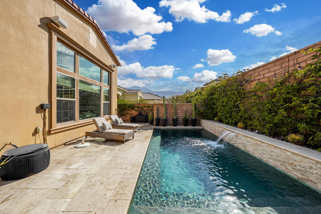 80450 Platinum Way - Photo 41