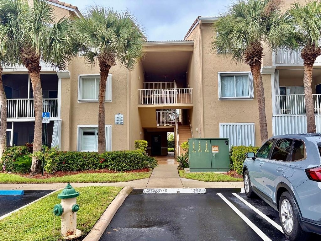 242 Village Boulevard - Photo 28