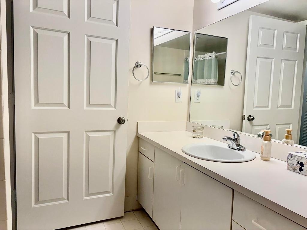 242 Village Boulevard - Photo 22
