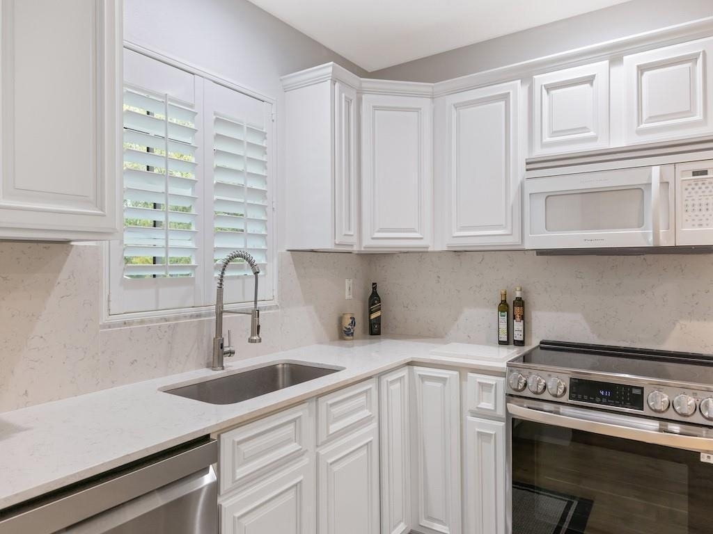 900 Jasmine Lane - Photo 12