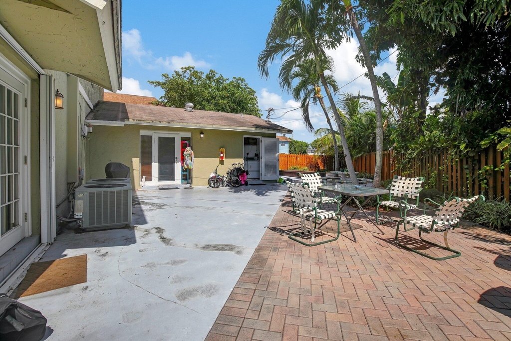711 Ne 14 Street - Photo 14