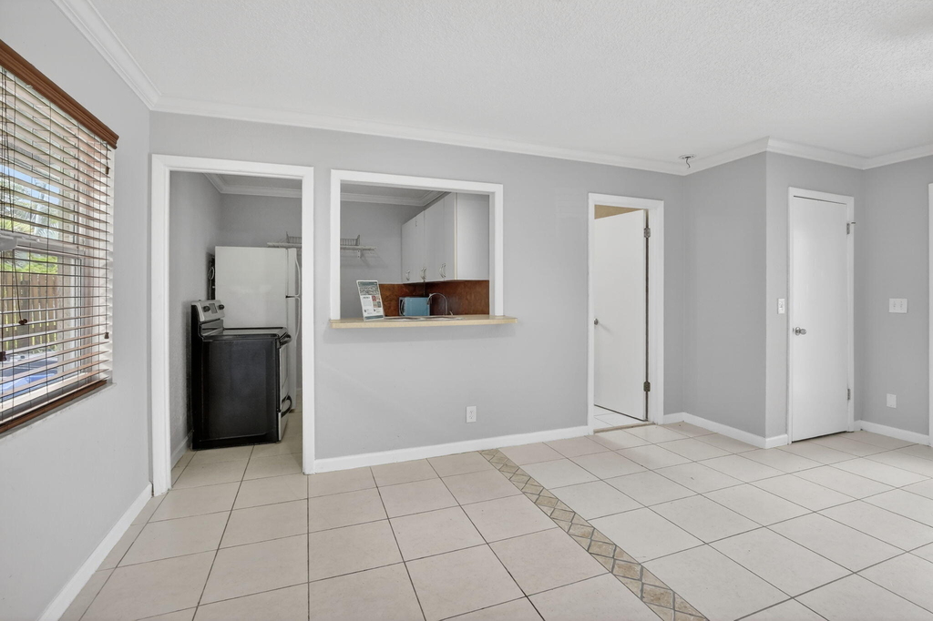 711 Ne 14 Street - Photo 10