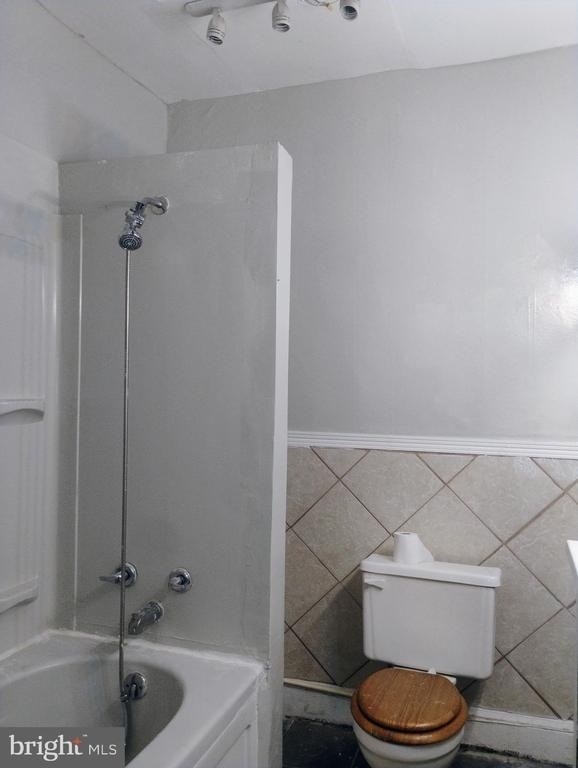 4102 Park Heights Avenue - Photo 12
