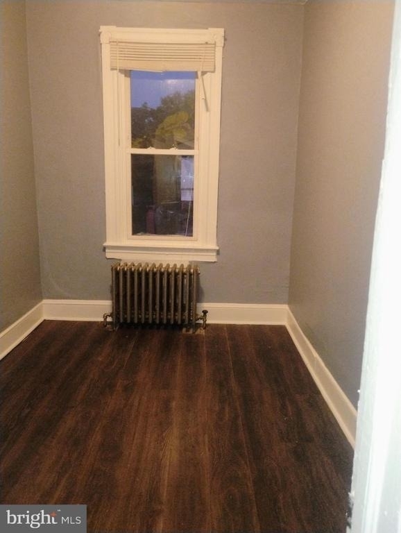 4102 Park Heights Avenue - Photo 7