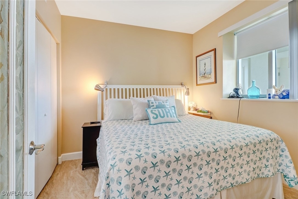 3000 Oasis Grand Boulevard - Photo 17