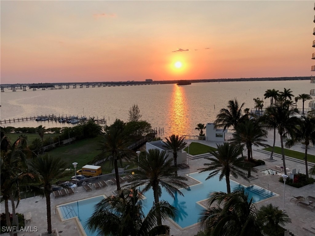 3000 Oasis Grand Boulevard - Photo 28