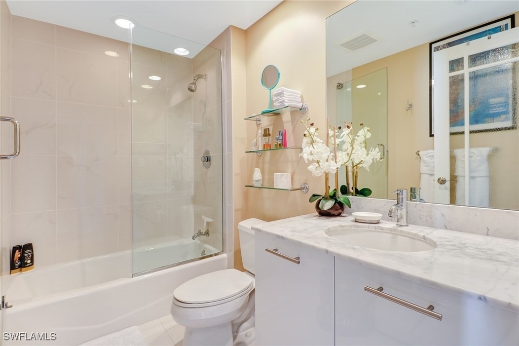 3000 Oasis Grand Boulevard - Photo 19