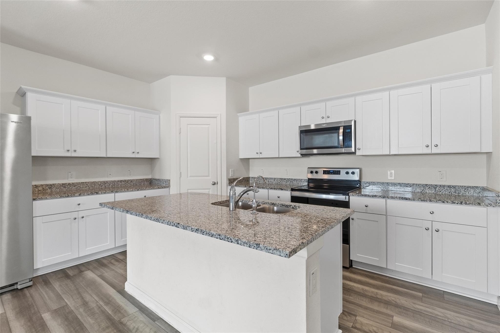 14707 Callard Court - Photo 14