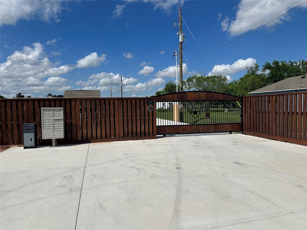 17310 Cowan Road - Photo 8